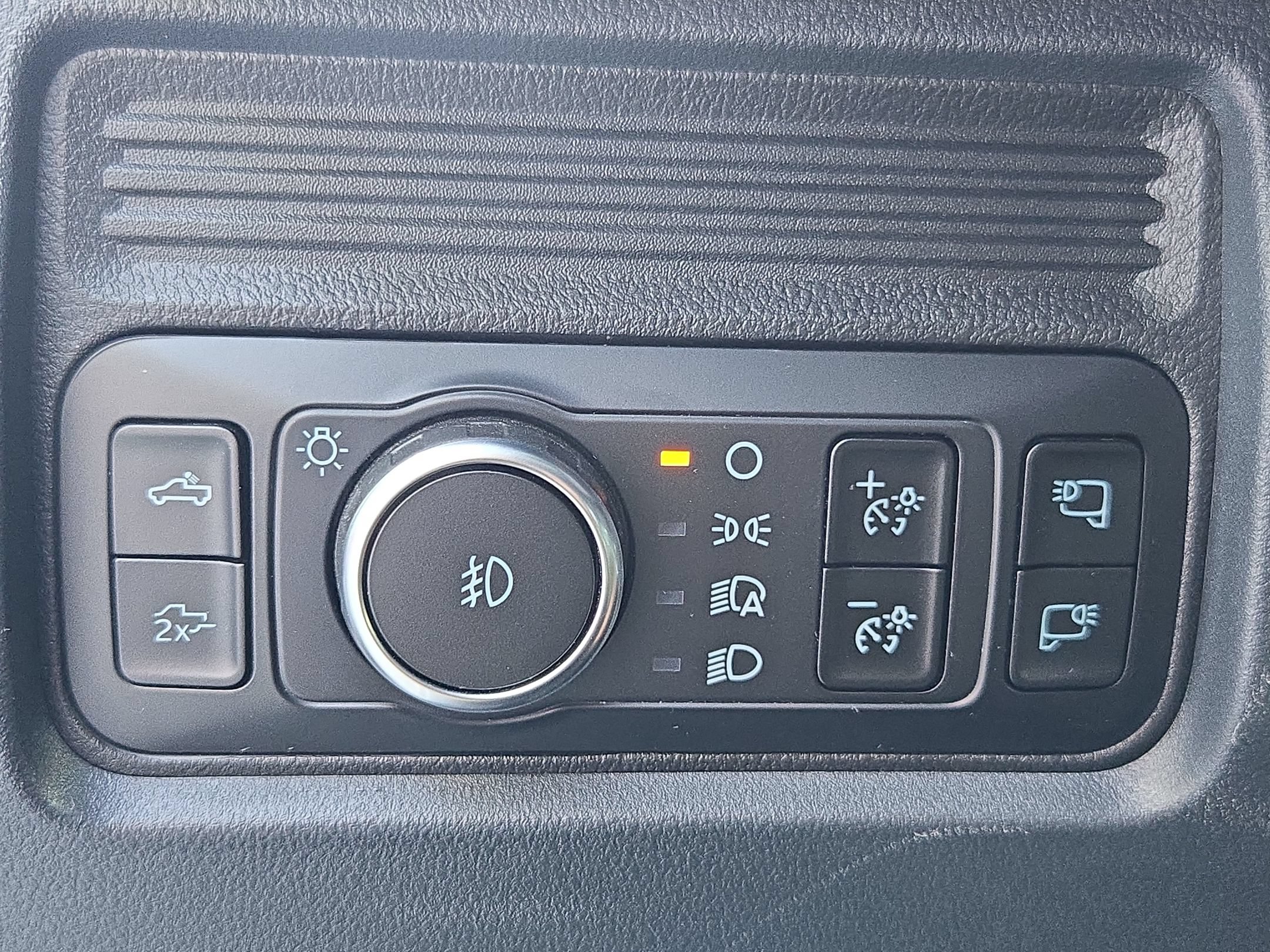 Used 2026 Ford F250 Lariat AWD/4WD image 25
