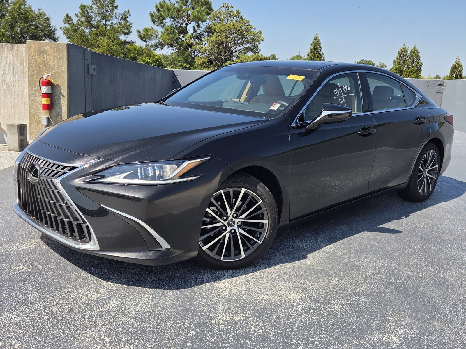 Used 2025 Lexus ES 350 w/ Premium Package