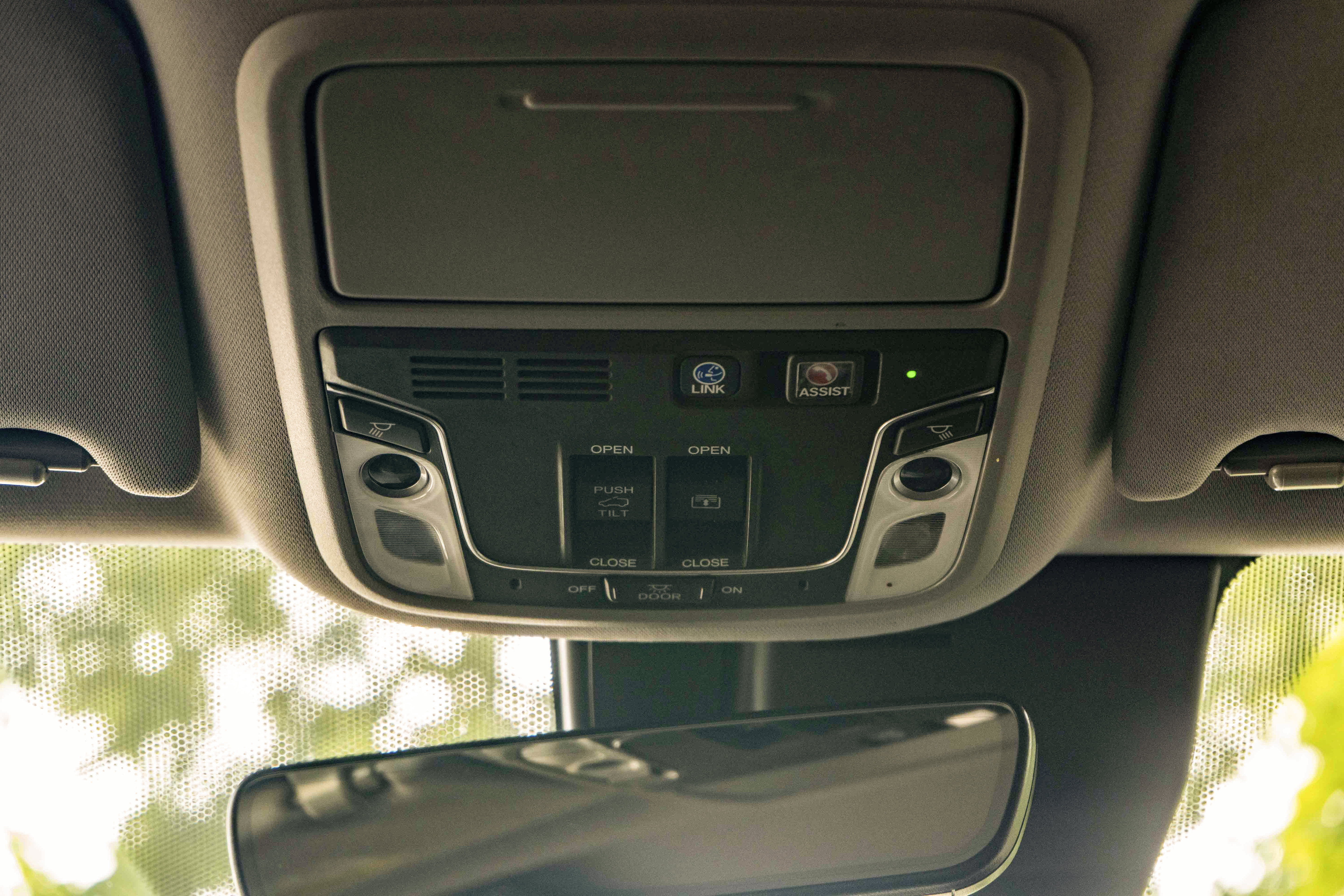 Used 2020 Honda Pilot Elite image 36