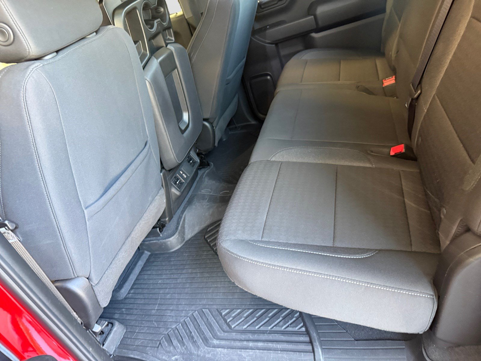 Used 2024 Chevrolet Silverado 1500 Custom Trail Boss w/ Turbomax Blackout Package AWD/4WD image 18