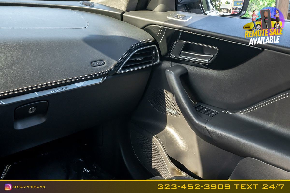 Used 2020 Jaguar F-PACE S AWD/4WD image 26