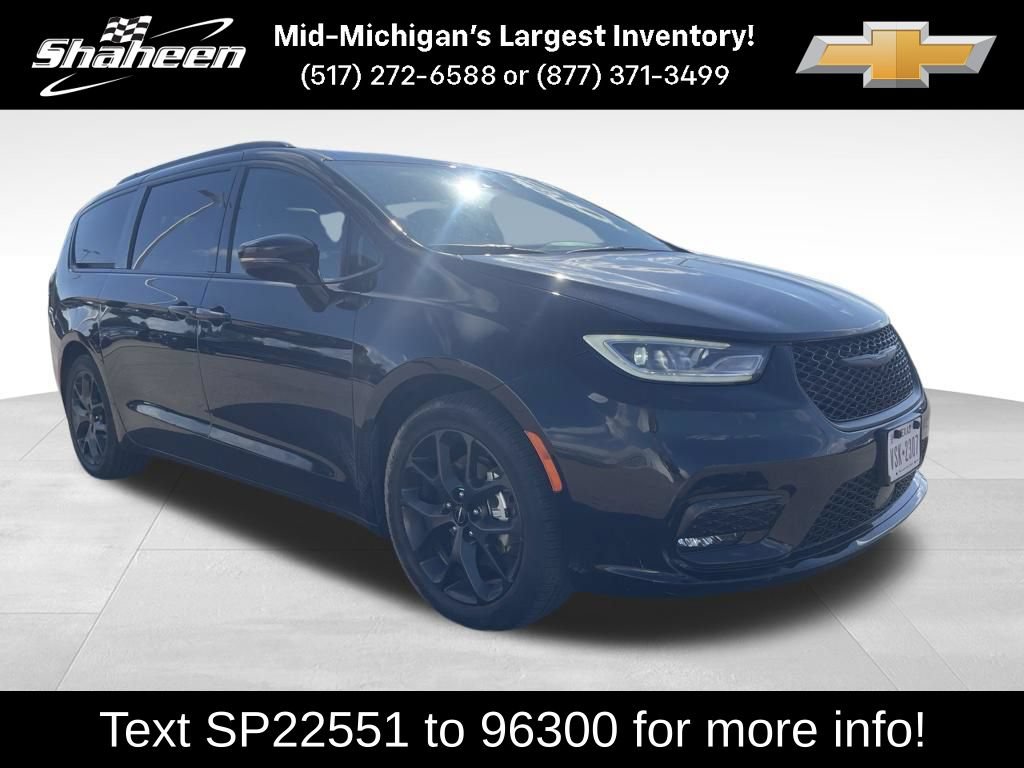 Used 2025 Chrysler Pacifica Limited