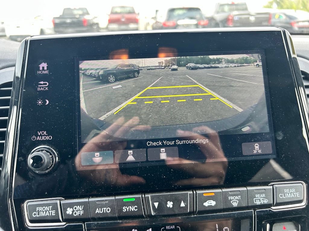 Used 2023 Honda Odyssey Sport image 17