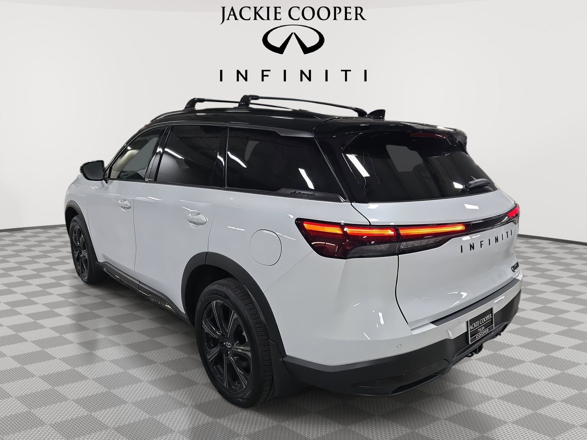 New 2026 INFINITI QX60 Autograph w/ Dark Cargo Package image 7