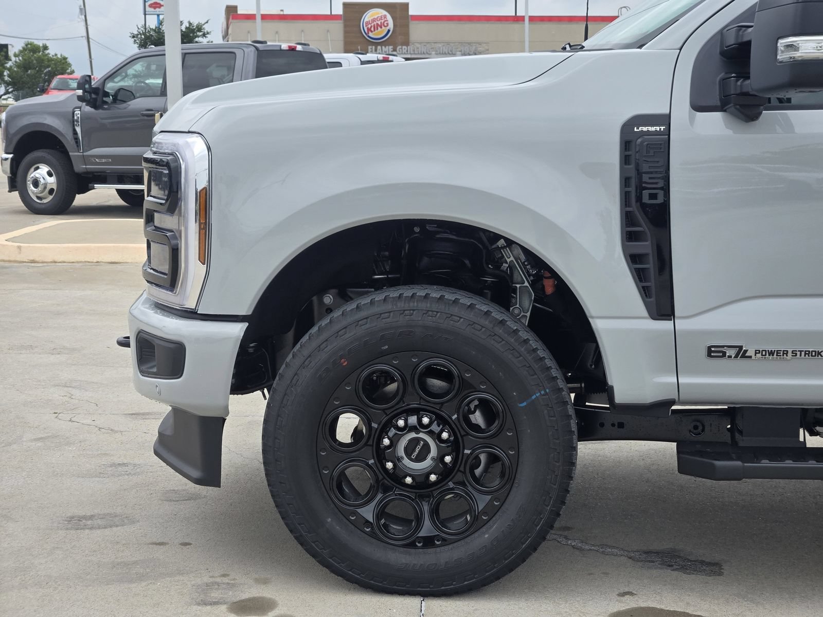 New 2026 Ford F250 Lariat w/ Black Appearance Package AWD/4WD image 9