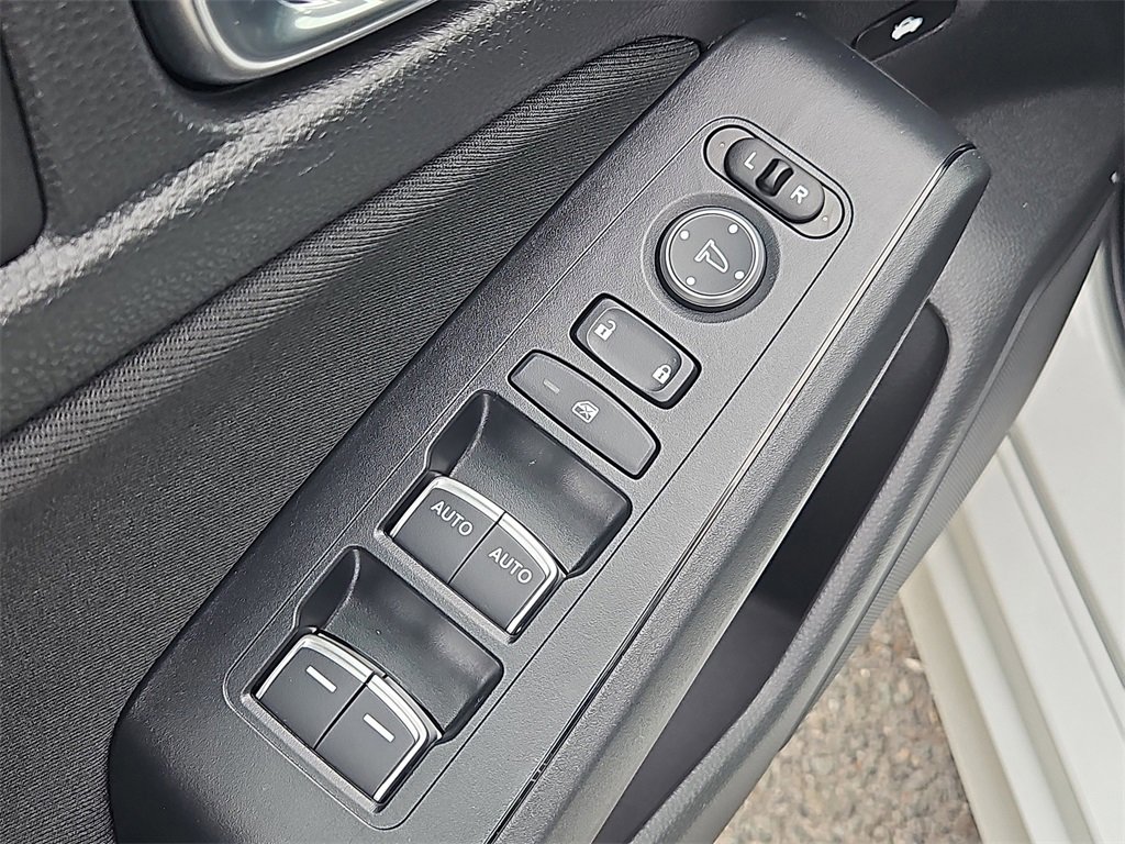 Certified 2025 Honda Civic Sport image 27