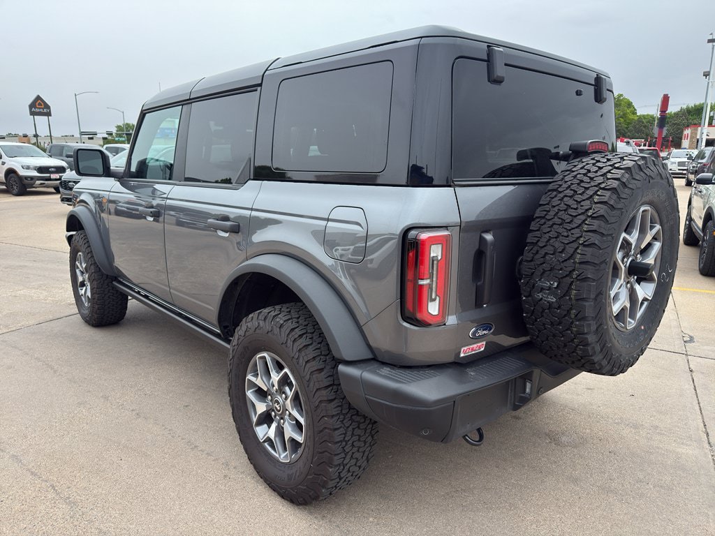 Used 2025 Ford Bronco Badlands AWD/4WD image 7