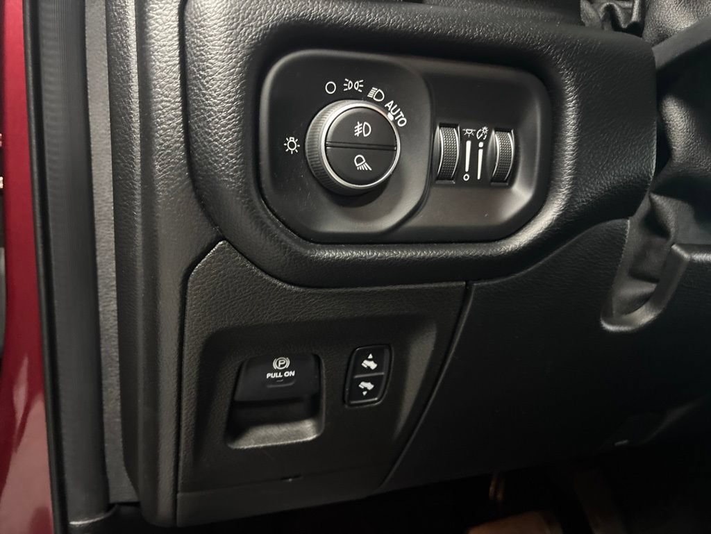 Used 2019 RAM 1500 Big Horn AWD/4WD image 15