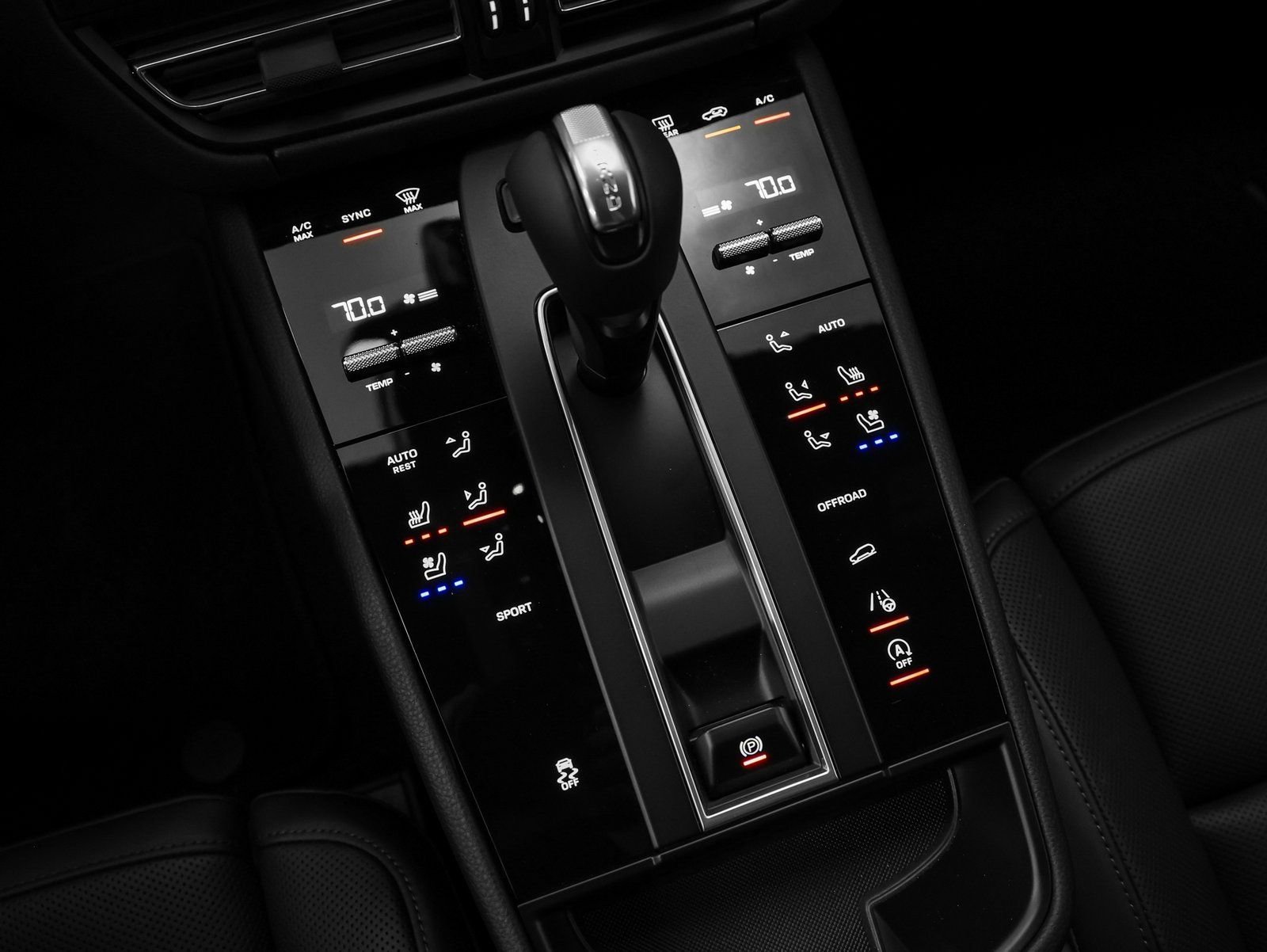 Certified 2025 Porsche Macan image 32