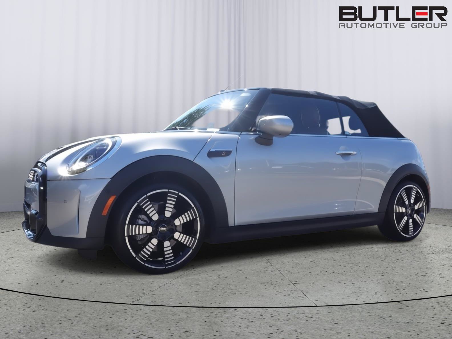 Used 2024 MINI Cooper S FWD image 1