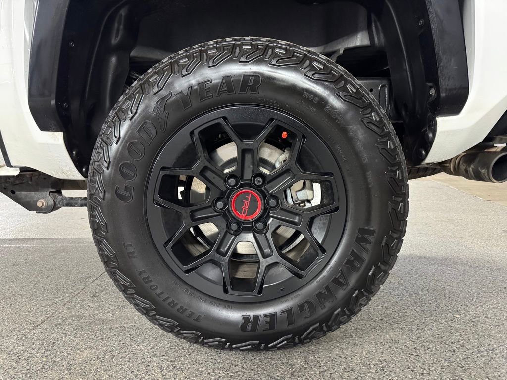 Used 2025 Toyota Tacoma TRD Pro image 17