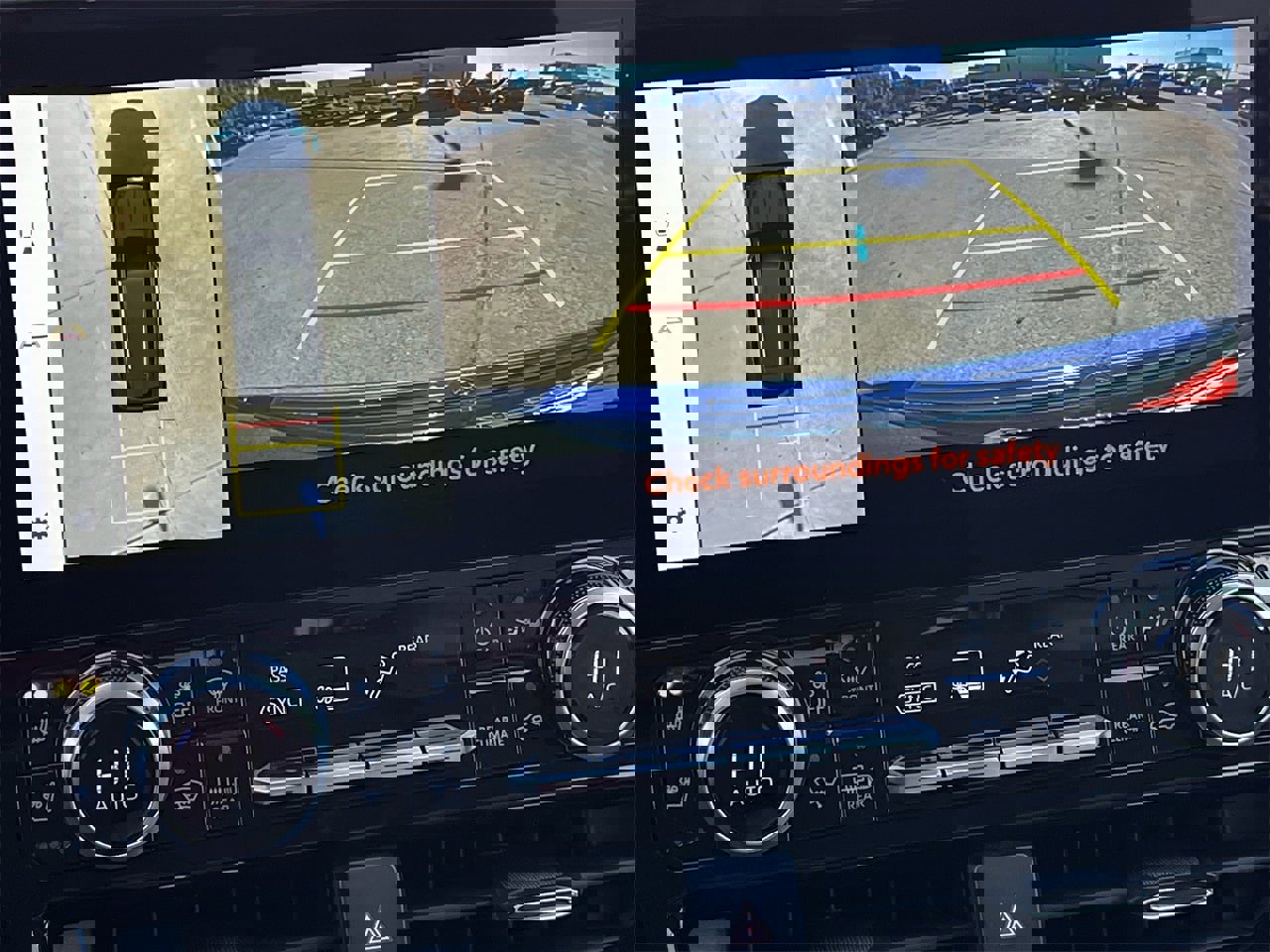 Used 2024 Toyota Highlander Platinum image 16