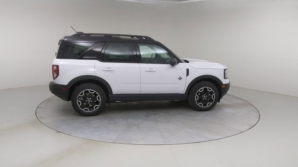 New 2025 Ford Bronco Sport Outer Banks w/ Outer Banks Tech Package+ image 12