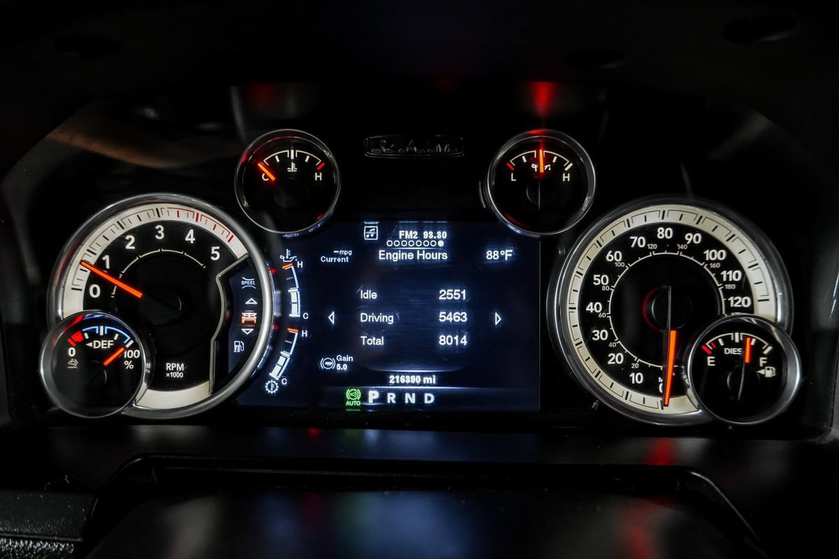 Used 2014 RAM 3500 Laramie w/ Convenience Group AWD/4WD image 19