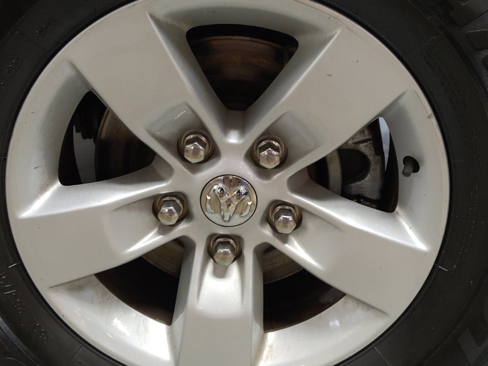 Used 2017 RAM 1500 Classic SLT AWD/4WD image 31