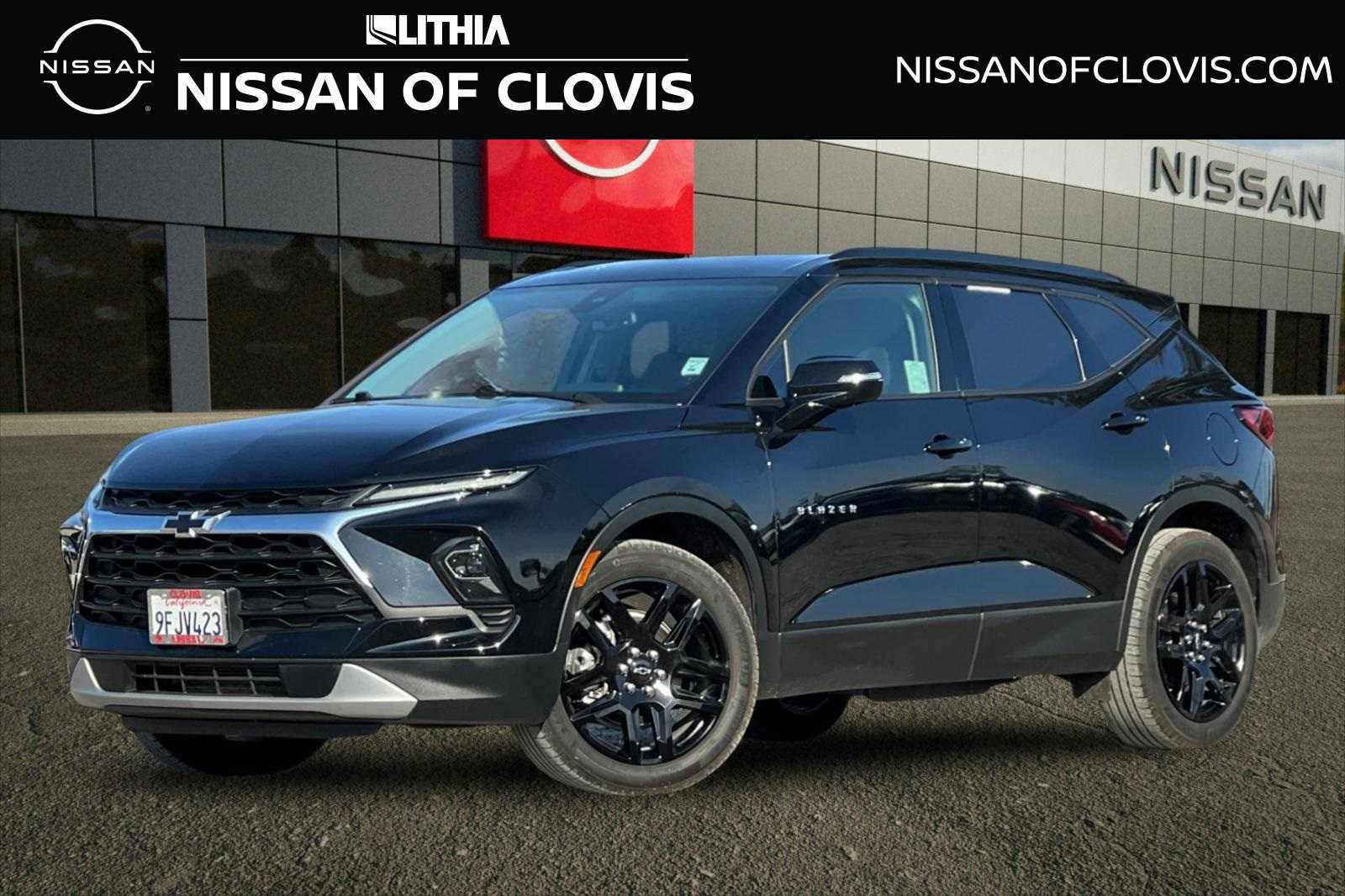 Used 2023 Chevrolet Blazer LT image 1