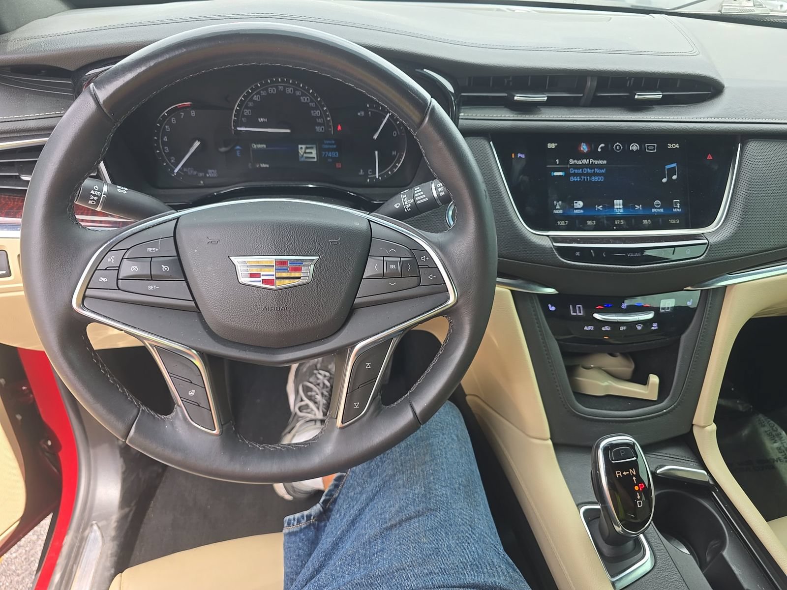 Used 2018 Cadillac XT5 Luxury FWD image 14