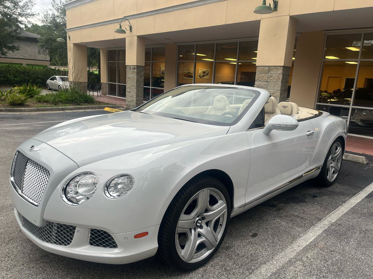 Used 2013 Bentley Continental GT AWD/4WD image 11