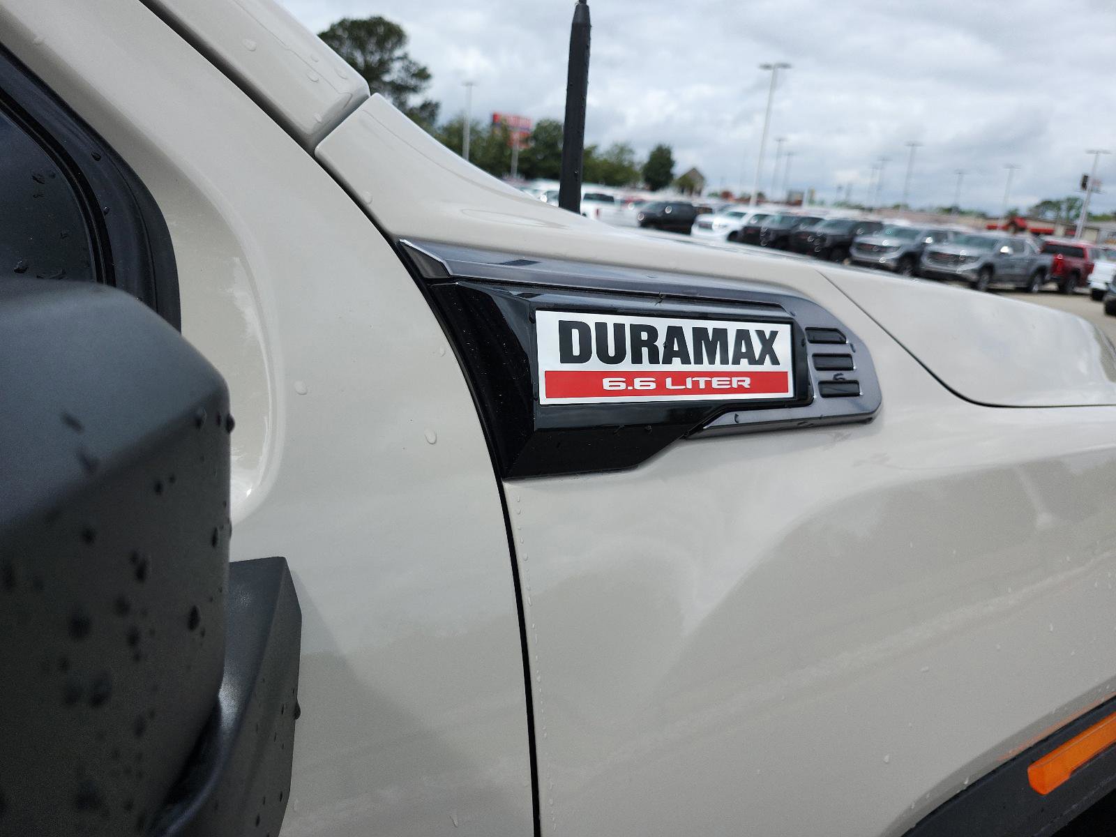 New 2026 GMC Sierra 2500 AT4 w/ AT4 Premium Plus Package AWD/4WD image 5