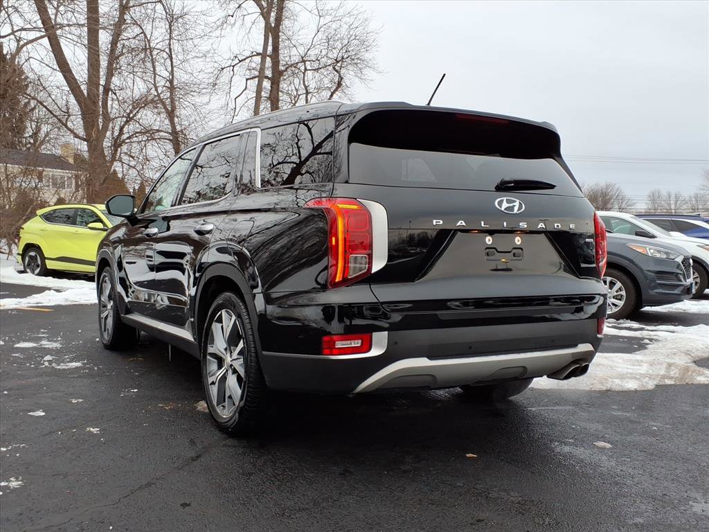 Used 2021 Hyundai Palisade SEL w/ Convenience Package image 3