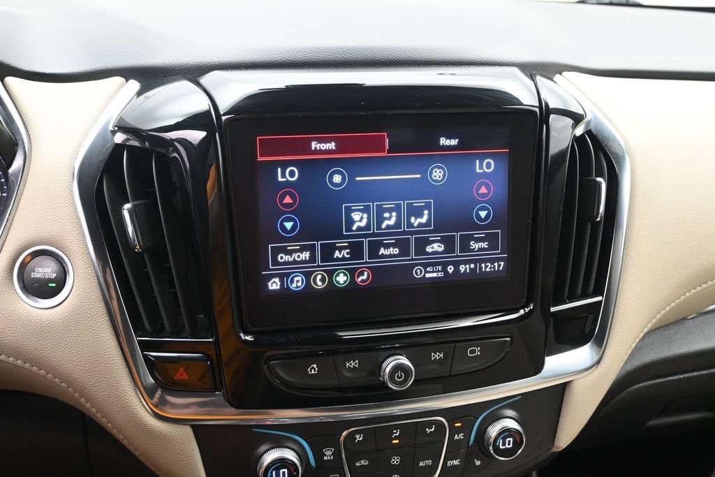 Used 2023 Chevrolet Traverse LT w/ LPO, Cargo Package AWD/4WD image 17