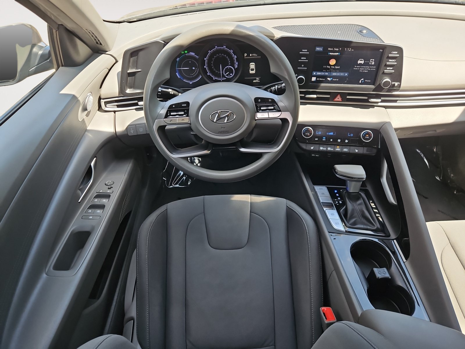 Used 2023 Hyundai Elantra Blue w/ Cargo Package FWD image 10