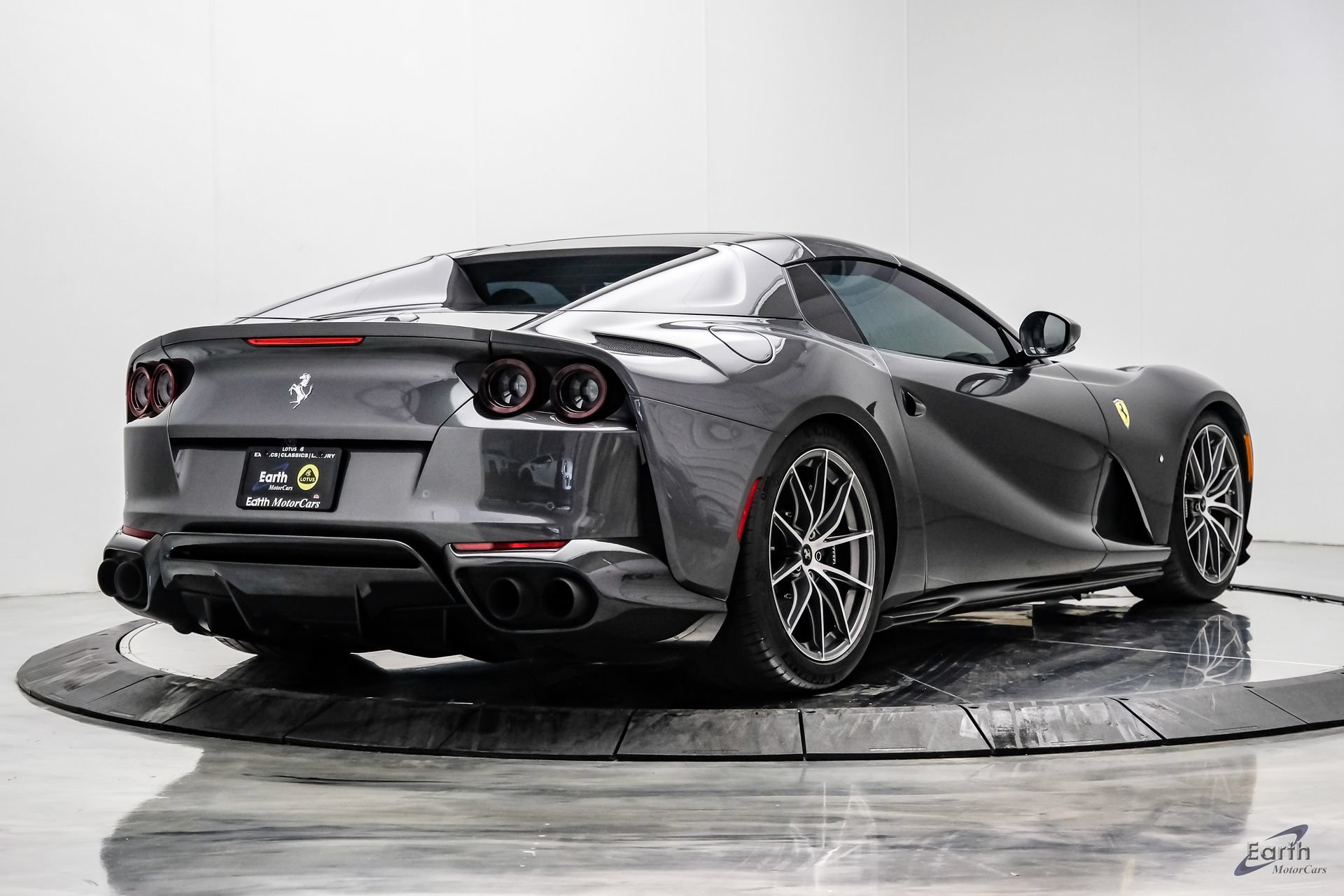 Used 2023 Ferrari 812 GTS RWD image 22