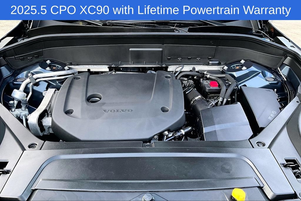 Certified 2025 Volvo XC90 B6 Plus AWD/4WD image 13