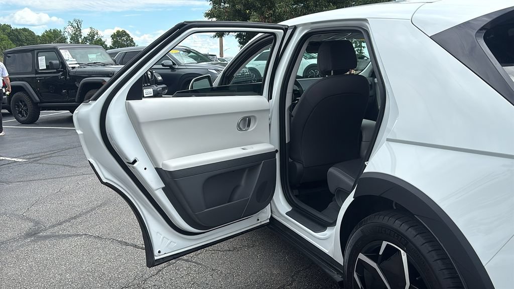 Used 2024 Hyundai Ioniq 5 SE AWD/4WD image 27