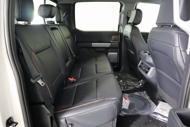 New 2026 Ford F350 Lariat w/ Lariat Premium Package image 13