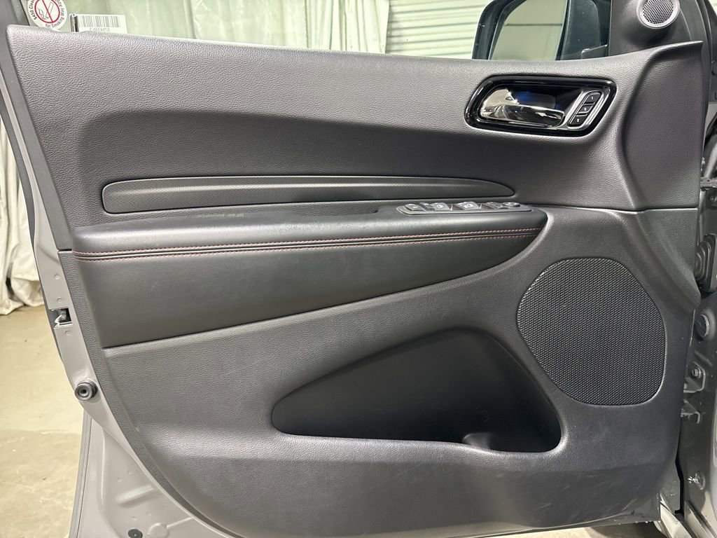 Used 2025 Dodge Durango GT image 16
