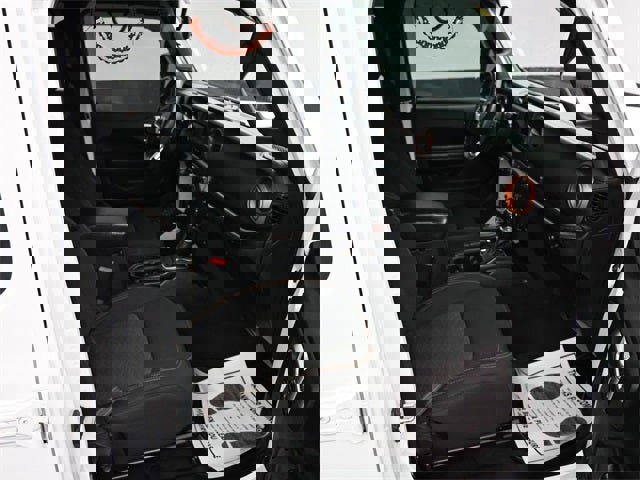 Used 2020 Jeep Gladiator Mojave w/ LED Lighting Group image 16