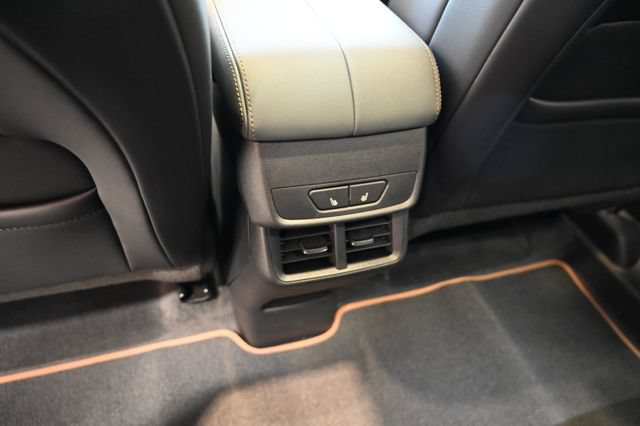 New 2026 GMC Terrain AT4 w/ Convenience Package III AWD/4WD image 27