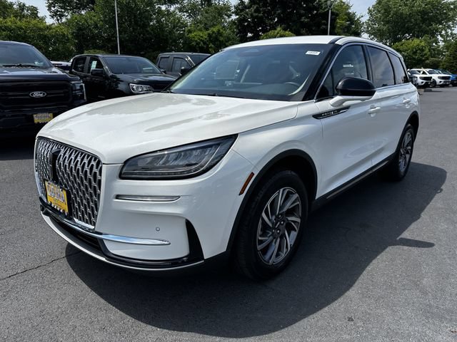 Certified 2023 Lincoln Corsair AWD w/ Equipment Group 101A image 9