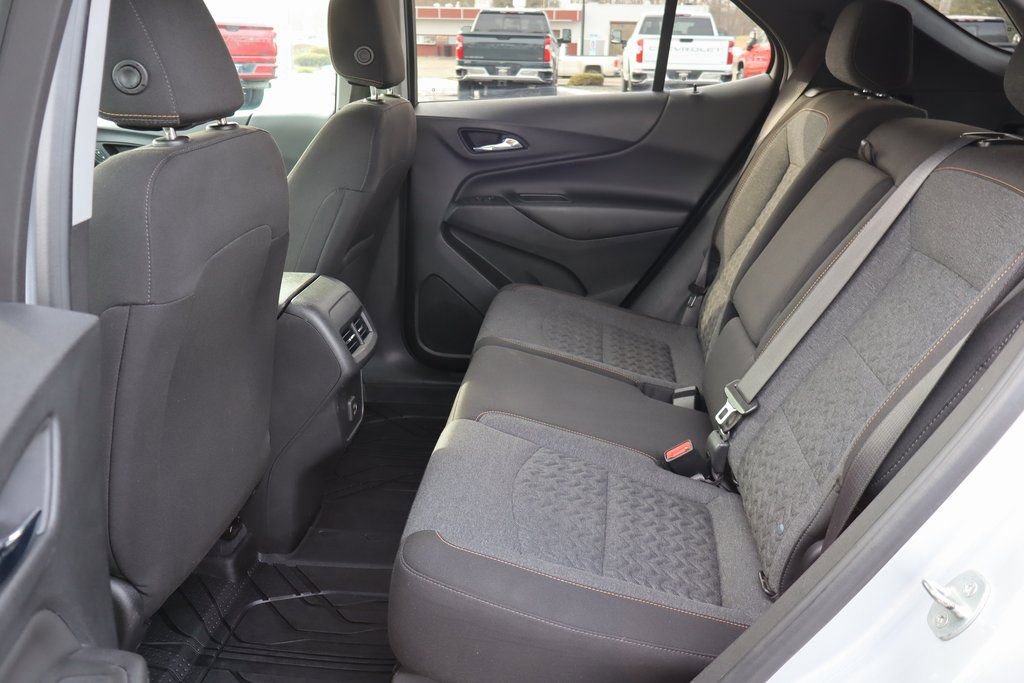 Used 2022 Chevrolet Equinox LT FWD image 19