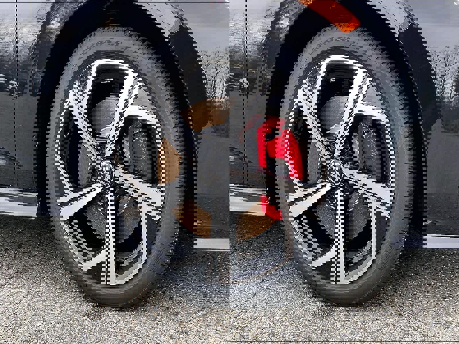 New 2026 Volkswagen GTI SE image 8