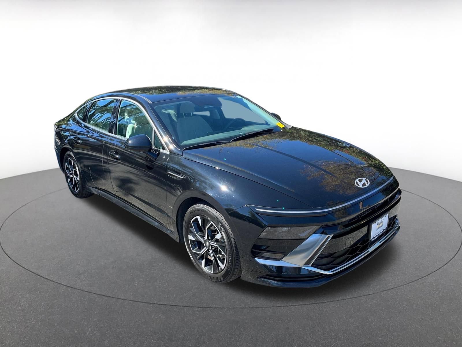 Used 2025 Hyundai Sonata SEL FWD image 1