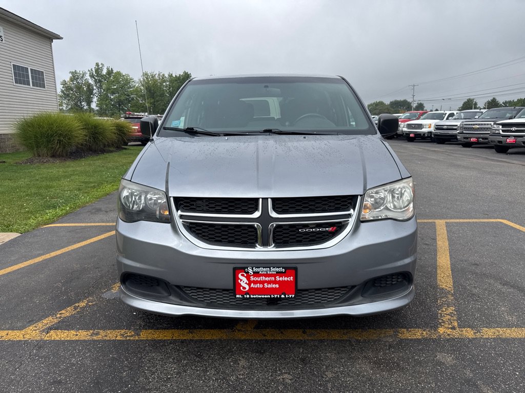 Used 2014 Dodge Grand Caravan SE w/ Quick Order Package 29E SE FWD image 3