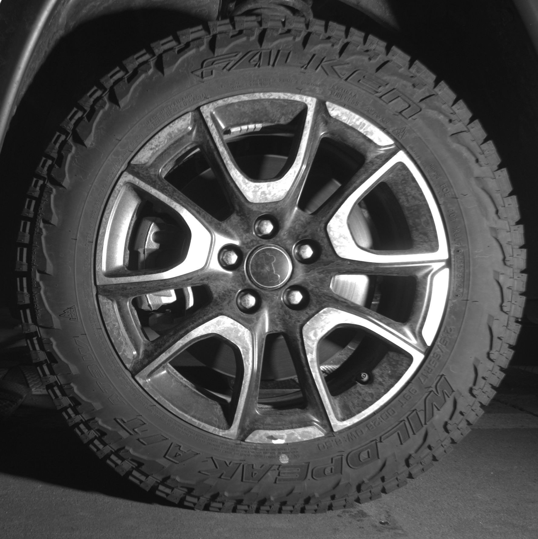 Used 2025 Jeep Compass Trailhawk AWD/4WD image 12