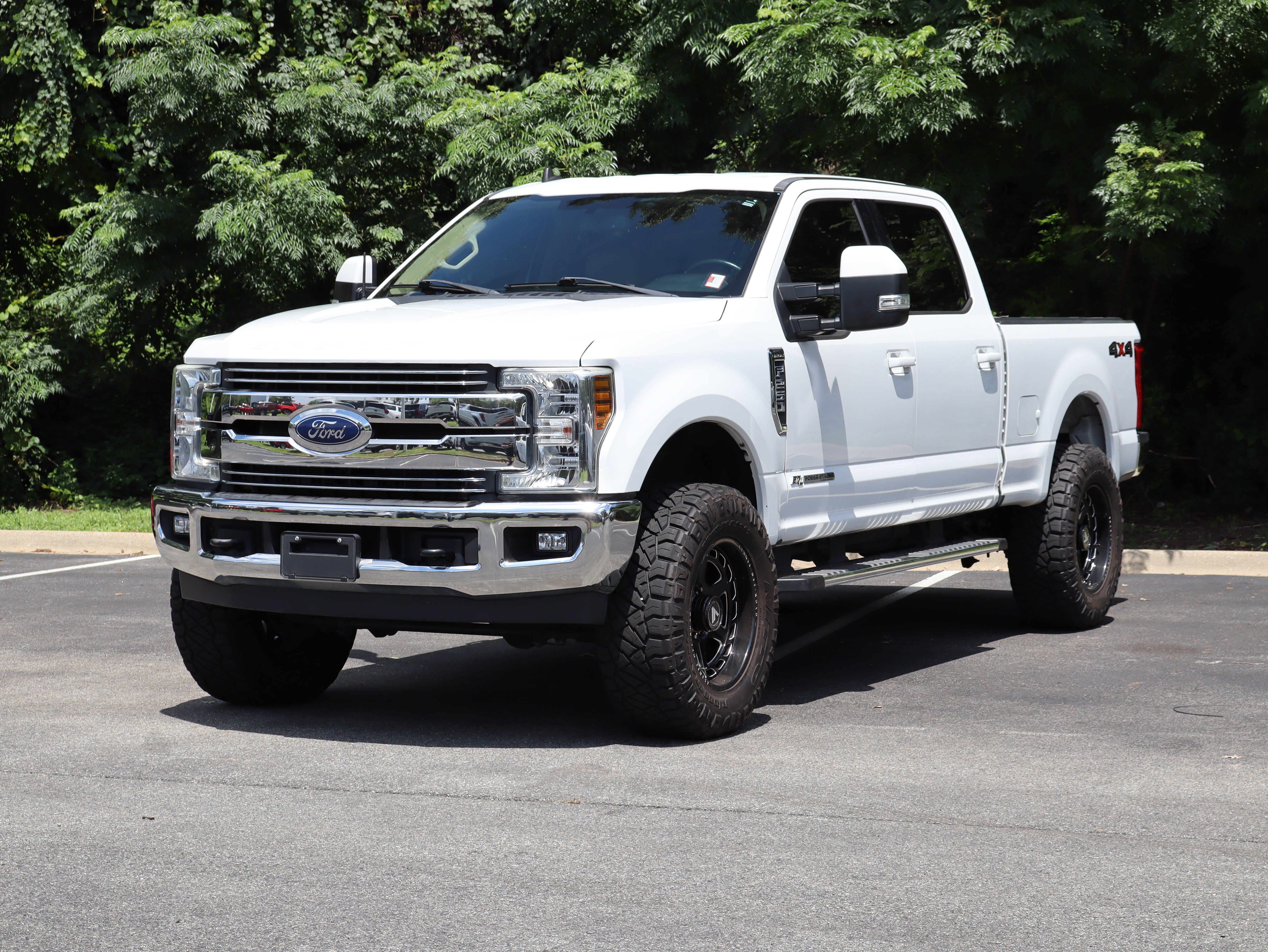 Used 2019 Ford F250 Lariat w/ Lariat Value Package AWD/4WD image 5