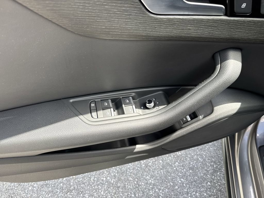 Used 2020 Audi A4 2.0T Premium w/ Convenience Package image 40