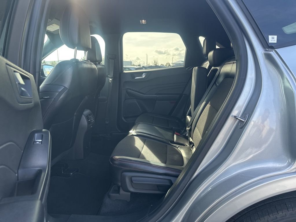 Used 2024 Ford Escape ST-Line image 9