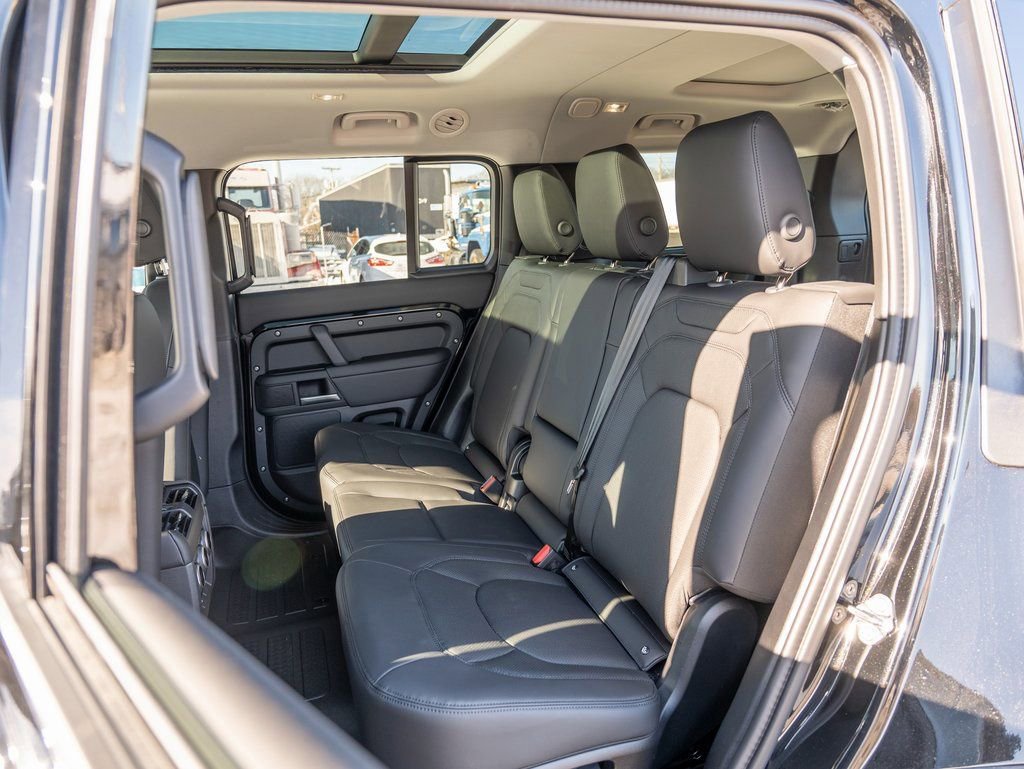 New 2025 Land Rover Defender 130 S image 21