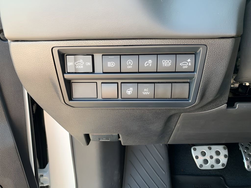 New 2025 Toyota Tundra Platinum image 28