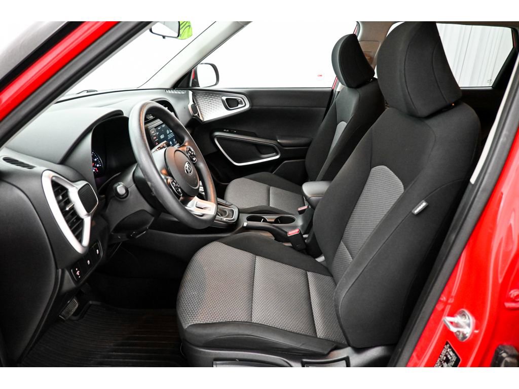 Used 2021 Kia Soul LX FWD image 32