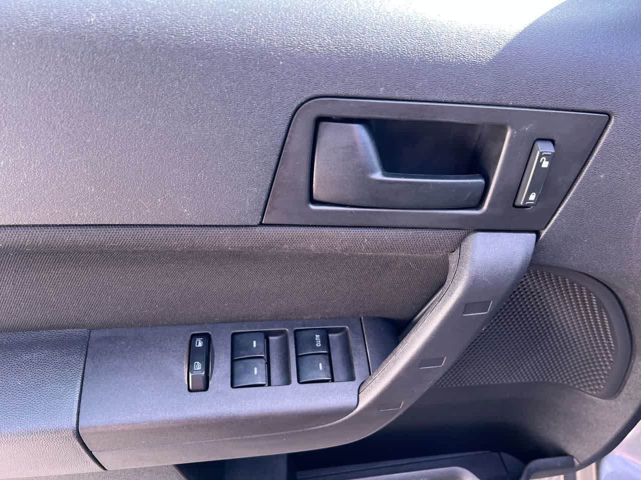 Used 2011 Ford Focus SE w/ 201A Rapid Spec Order Code FWD image 13