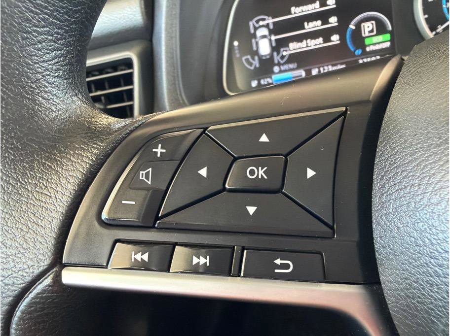 Used 2020 Nissan Leaf S Plus image 17