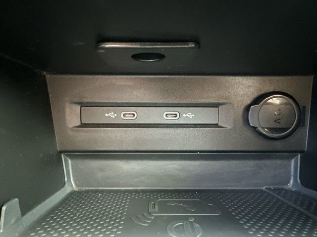 Used 2024 Volkswagen Taos SE FWD image 41