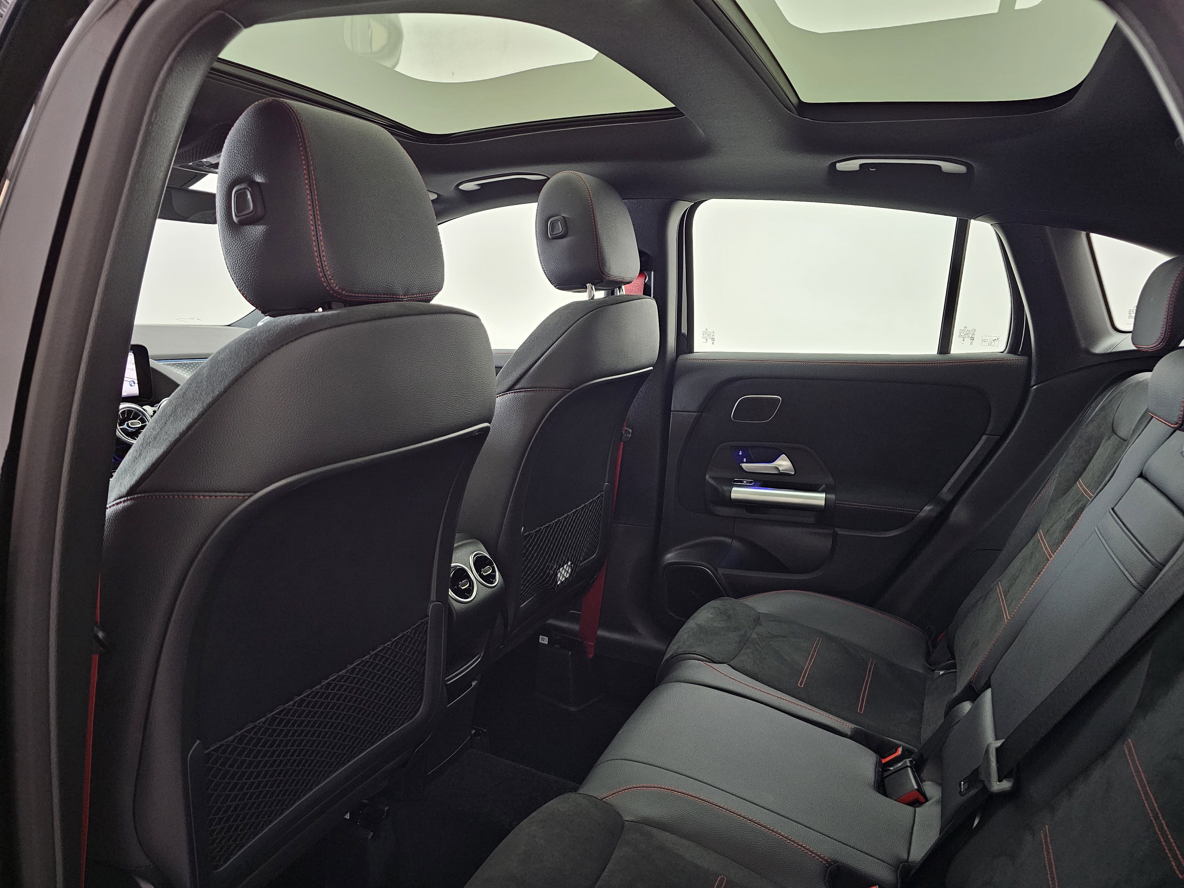 Certified 2025 Mercedes-Benz GLA 35 AMG 4MATIC image 22