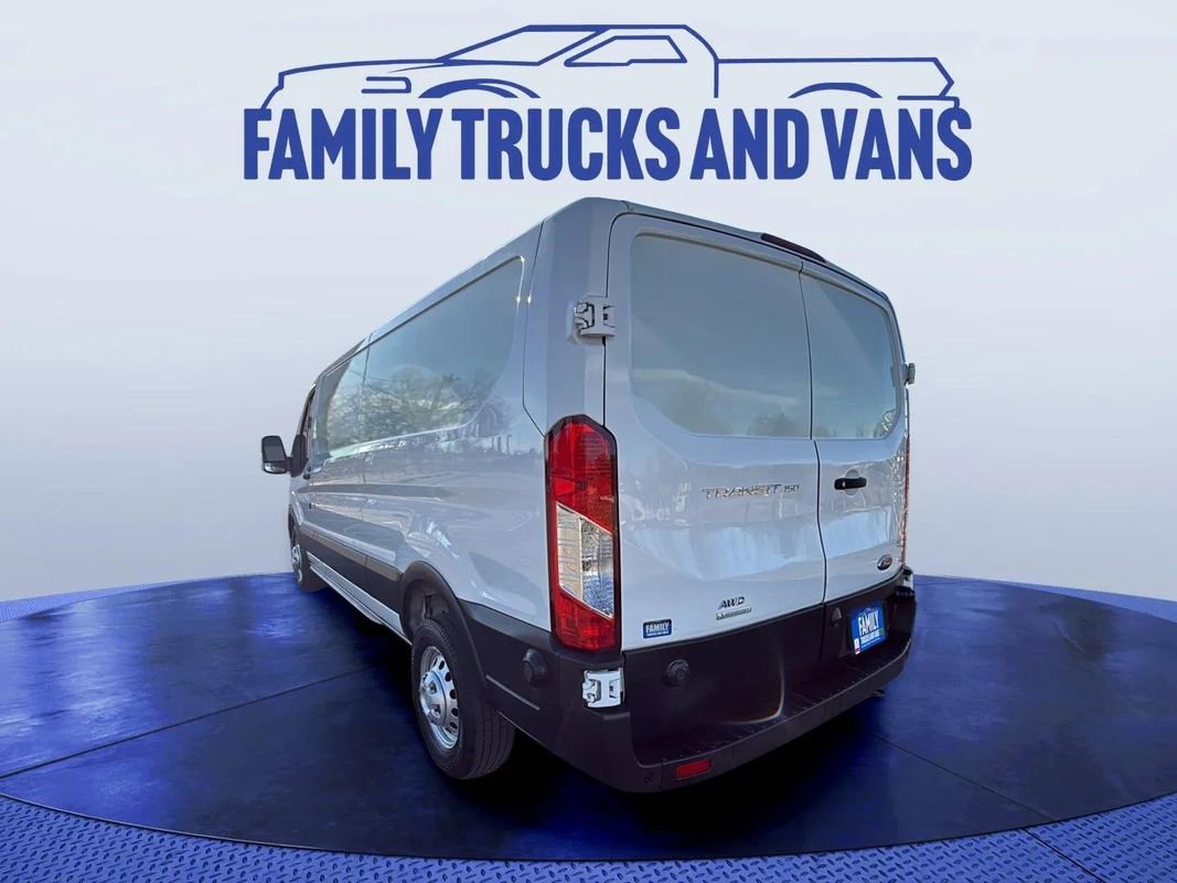 Used 2020 Ford Transit 150 Low Roof AWD image 3
